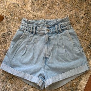 Zara paperbag denim shorts in size 4